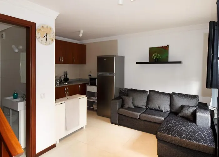 A Ilha Do Lindo Vale * بورتو