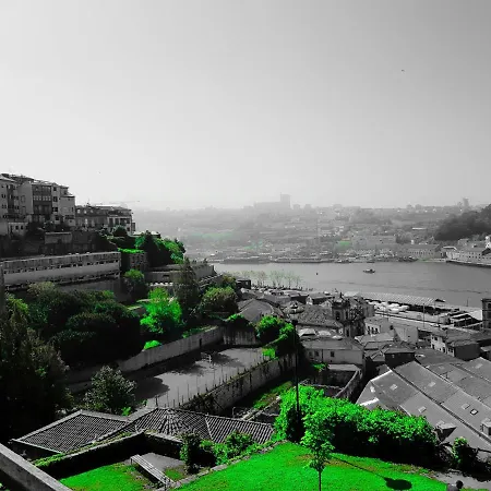 A Ilha Do Lindo Vale * Porto