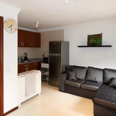 A Ilha Do Lindo Vale * Porto